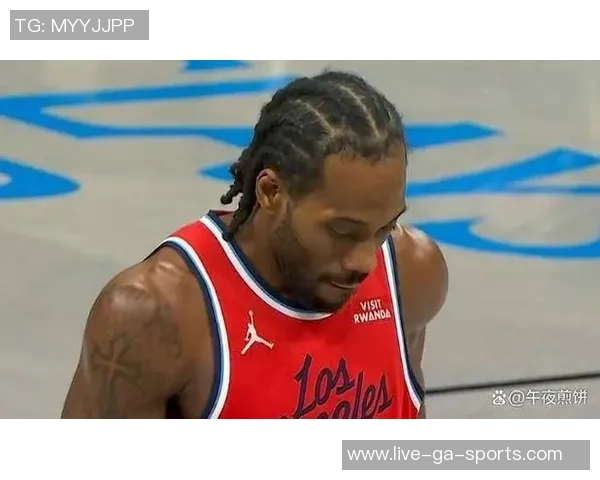 杨帆在篮球场上的成长之路与奋斗精神的完美结合