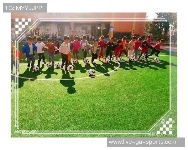 缝制足球的详细步骤与技巧分享让你轻松掌握足球手工制作的艺术 缝制足球的详细步骤与技巧分享让你轻松掌握足球手工制作的艺术