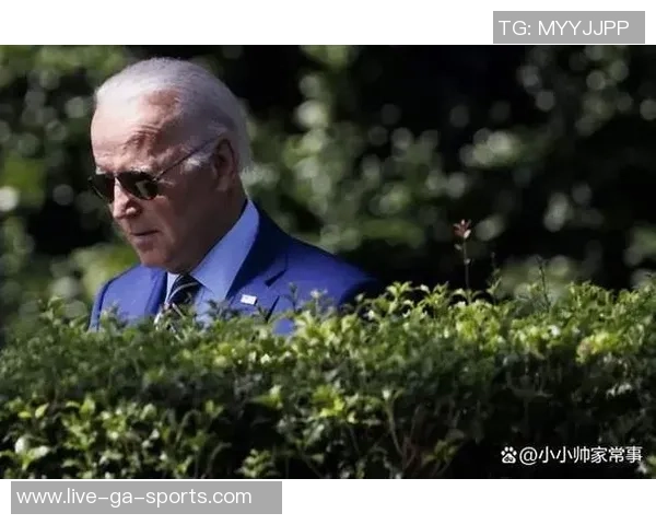 豪门足球风云混搭揭示绿茵场上的荣耀与纷争背后的真实故事与人性考验 豪门足球风云混搭揭示绿茵场上的荣耀与纷争背后的真实故事与人性考验